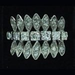 Sortija de oro blanco y brillantes