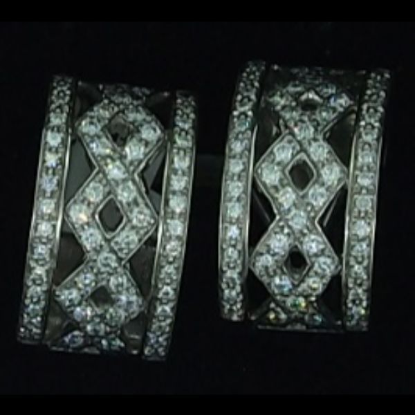 Pendientes de oro blanco y brillantes