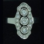 Sortija de oro blanco y brillantes