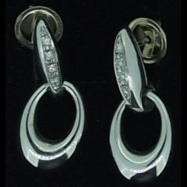 Pendientes de oro blanco y brillantes