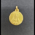 Medalla mediana imagen virgen en oro amarillo