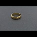 Anillo oro amarillo forma rayón