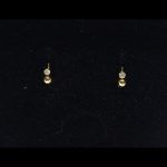 Pendientes oro amarillo forma bolita con circonita