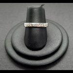 Anillo oro blanco con 10 brillantes de 0,02qtes, total;0,20qtes