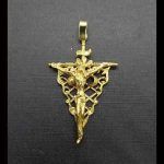 Cruz oro amarillo del "Cristo de la Expiración"