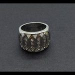 Anillo oro blanco con puntas de brillantes