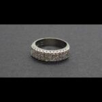 Anillo oro blanco nº14 de 18k con puntas de brillantes