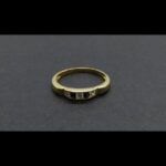 Anillo oro amarillo 18 k nº 13 con circonita blanca y azules