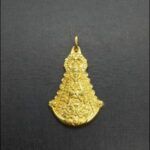 Medalla oro amarillo 18k de la figura de la Virgen del Rocio