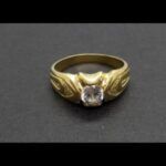 Anillo oro amarillo 18k nº 23 forma solitario con circonita blanca