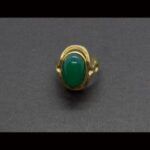 Anillo oro amarillo 18k con piedra central movible en color verde y rosa nº 10