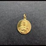 Medalla oro marillo 18k del escapulario