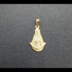 Colgante oro amarillo 18k silueta de la Virgen del Rocio