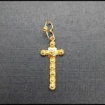 Cruz oro amarillo 18k