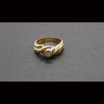 Anillo forma solitario oro amarillo y blanco 18k nº 14 con brillante de 0,10 qt
