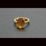 Anillo oro amarillo 18k nº 16,5 con piedra central de citrino cuarzo natural