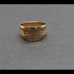Anillo oro amarillo 18k tipo faja con dibujos nº 15