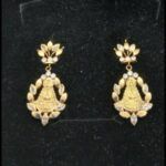 Pendientes oro amarillo 18k largos con circonitas y la imagen de la virgen del Rocio