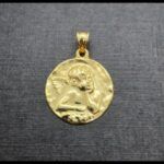 Medalla oro amarillo 18 k del Angel de la Guarda
