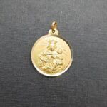 Medalla oro amarillo 18k del escapulario
