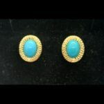 Pendientes oro amarillo 18k con piedra turquesa,cierre tipo omega