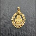 Medalla oro amarillo  18k de la Virgen del Rocio con filo labrado