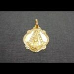 Medalla oro amarillo 18k de la Virgen del Rocio