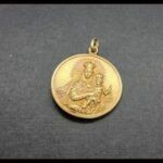 Medalla oro amarillo 18k del escapulario