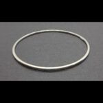 Pulsera oro blanco 18k tipo aro liso