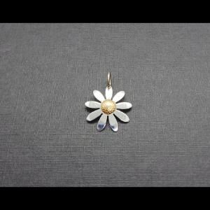 Colgante oro blanco y amarillo 18k con forma de margarita