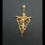 Cruz oro amarillo 18k del Cristo de la Expiración