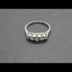 Anillo oro blanco 18k tipo cintillo con brillantes, total; 0,33 qtes nº 17