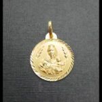 Medalla oro amarillo 18 qt de la Virgen del Carmen