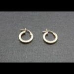 Argollas oro amarillo 18k pequeñas con dibujos