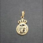 Colgante oro amarillo 18 qt del Real Madrid diseño calado