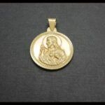 Medalla oro amarillo 18 qt del Escapulario
