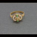 Anillo oro amarillo 18k con circonitas blancas y verdes nº 17