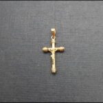 Cruz oro amarillo 18k con cristo