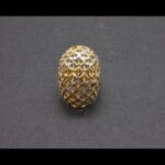 Anillo oro amarillo y blanco 18k ancho con forma de rejilla nº 14