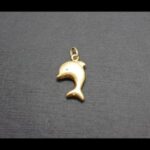 Colgante forma delfín 18k oro amarillo